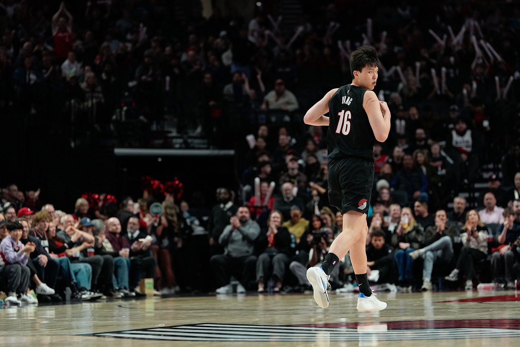 凯时KB88-拓记：开拓者收购成员1月造访中国会面姚明 后者关注杨瀚森G联赛